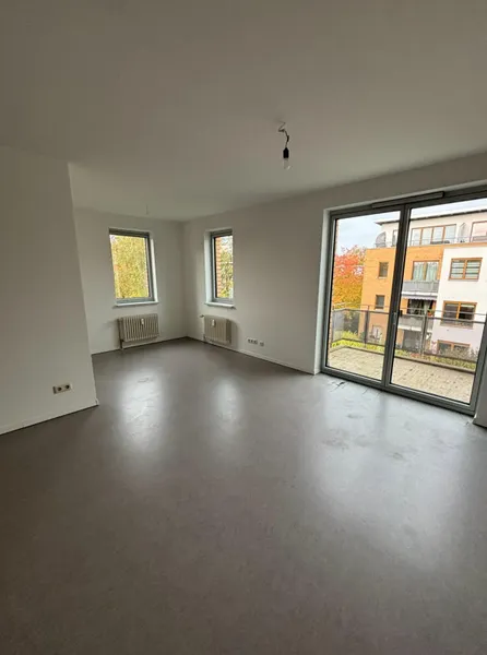 Schicke 3-Zimmer-Wohnung mit Balkon und neuer EBK — photo 1